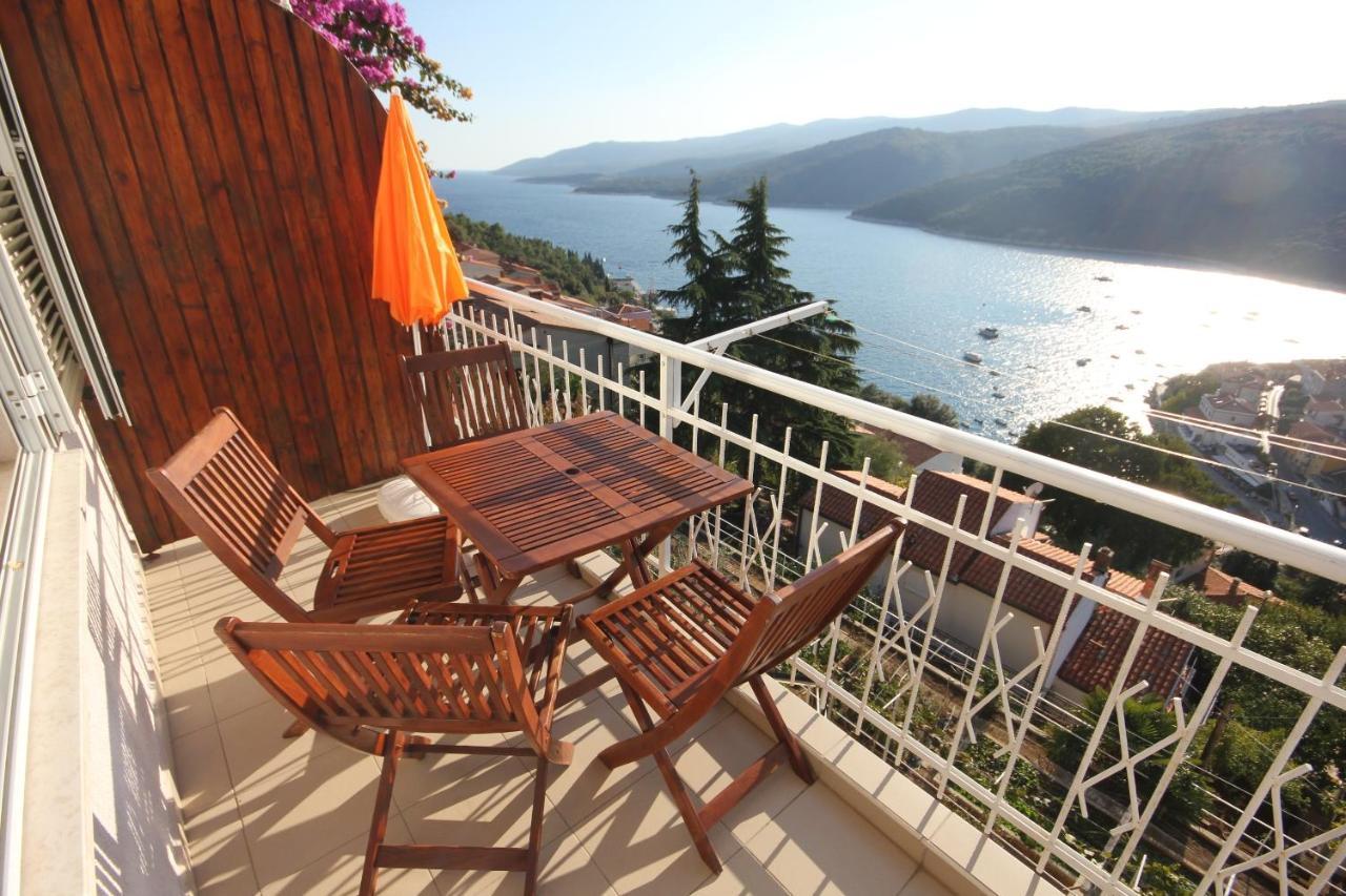 Apartments With A Parking Space Rabac, Labin - 7410 Ngoại thất bức ảnh