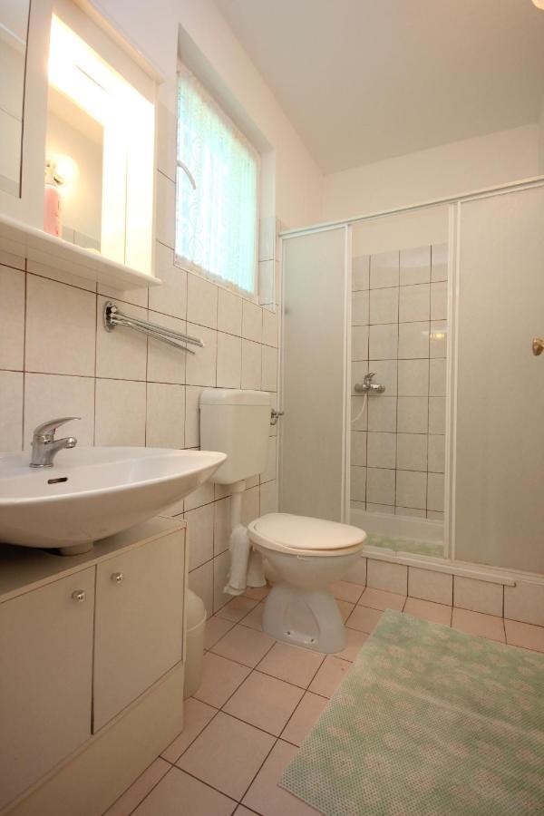 Apartments With A Parking Space Rabac, Labin - 7410 Ngoại thất bức ảnh
